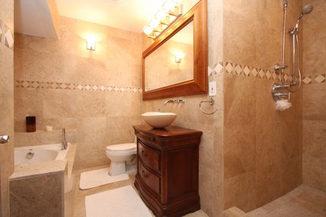 Bathroom Remodeling Tips in Jacksonville, FL